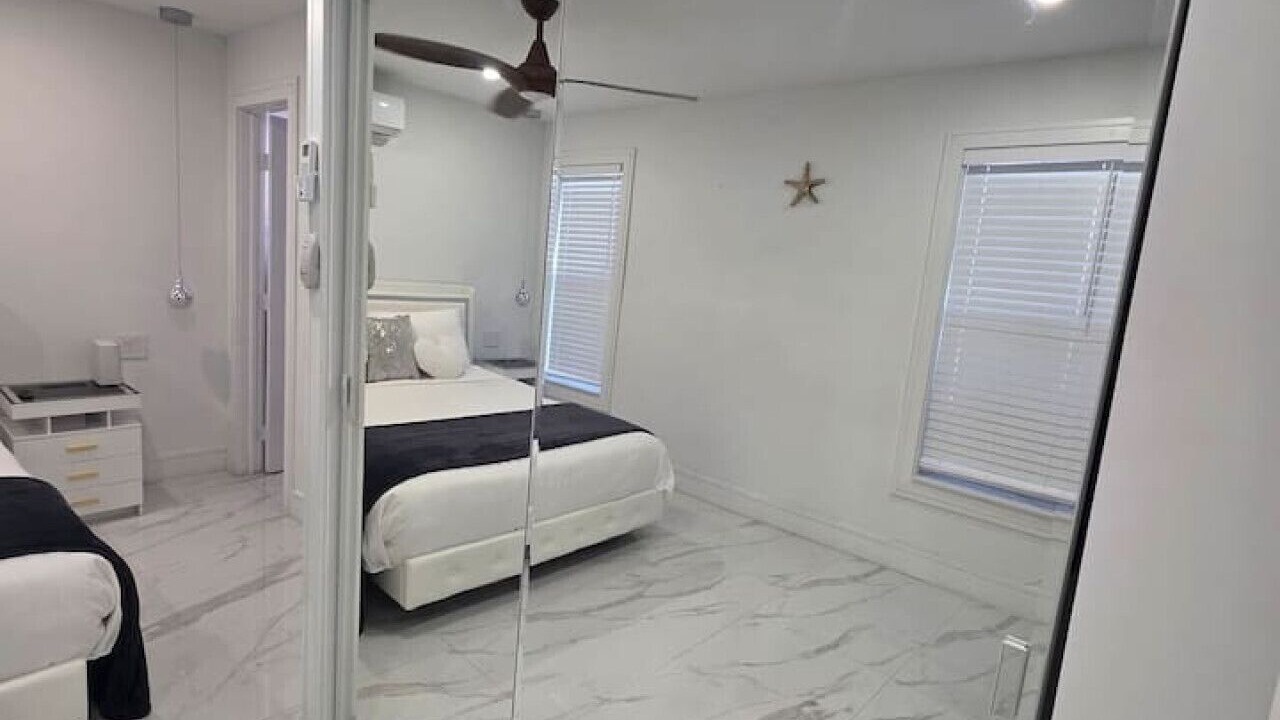 Photo of Bedroom in Sunrise