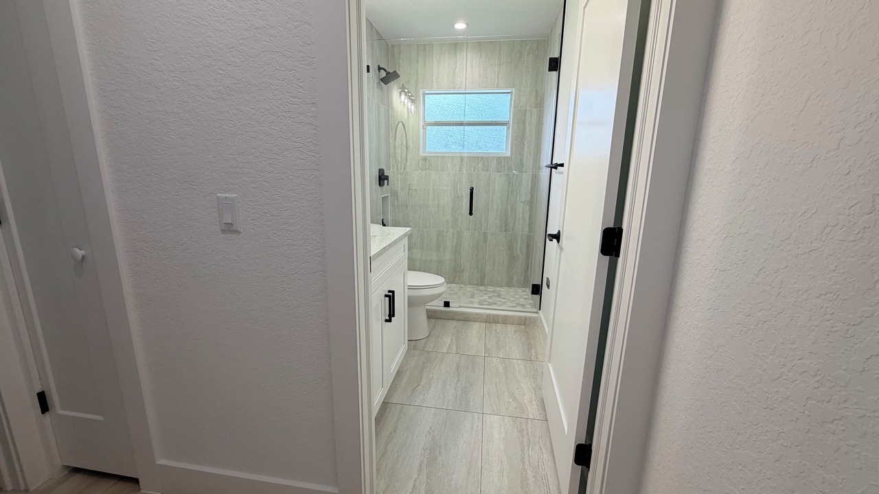 Photo of Bathroom in Oakes Estates