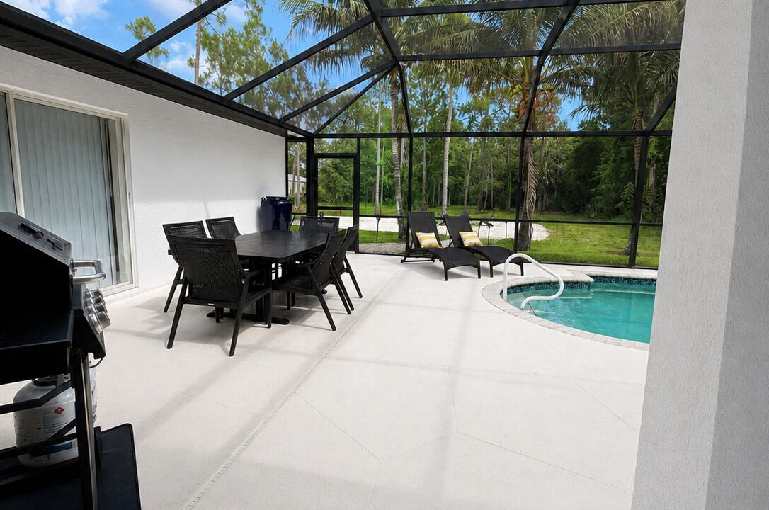 Photo of Outdoor in Oakes Estates