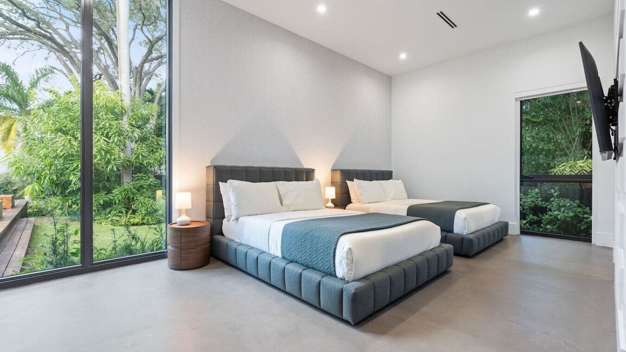 Photo of Bedroom in Northeast Miami