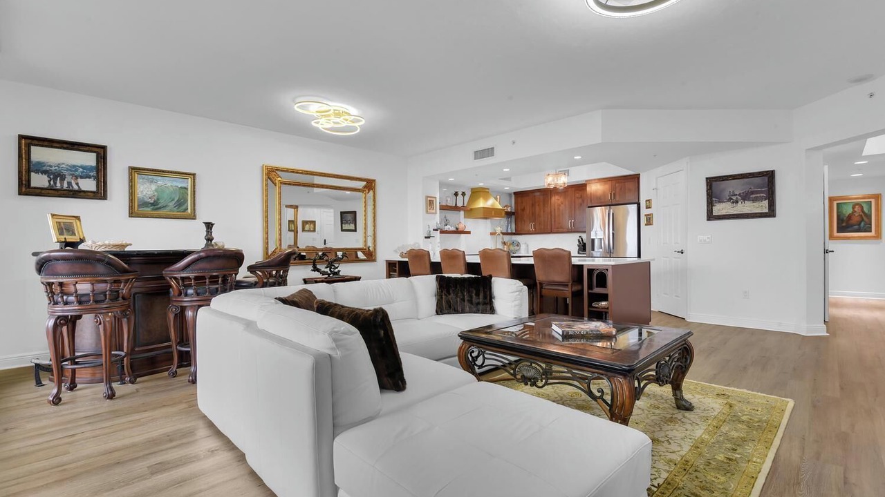 Photo of Livingroom in Hammock Bay