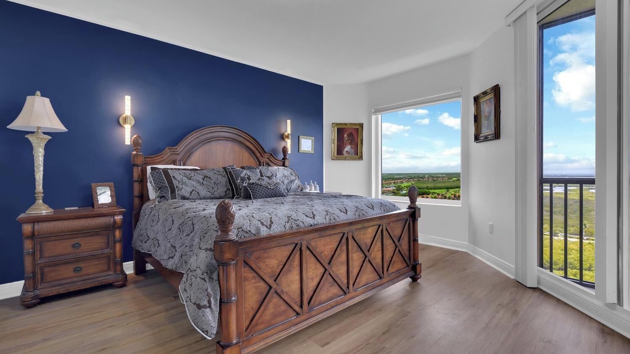 Photo of Bedroom in Hammock Bay