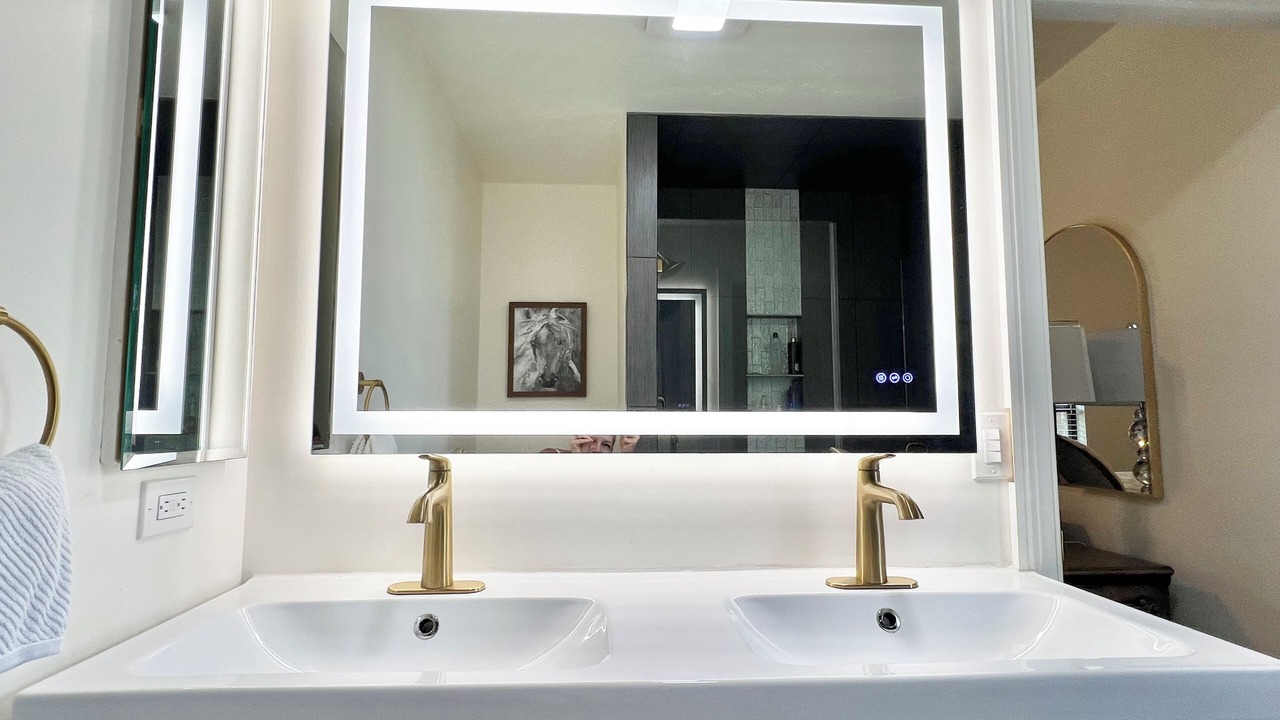 Photo of Bathroom in Central Naples