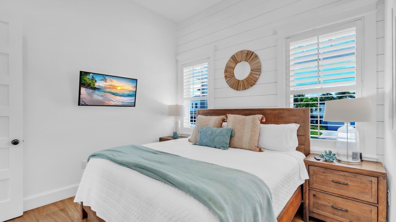 Photo of Bedroom in Holmes Beach