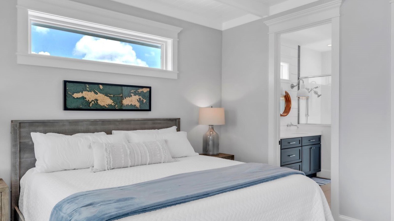 Photo of Bedroom in Holmes Beach