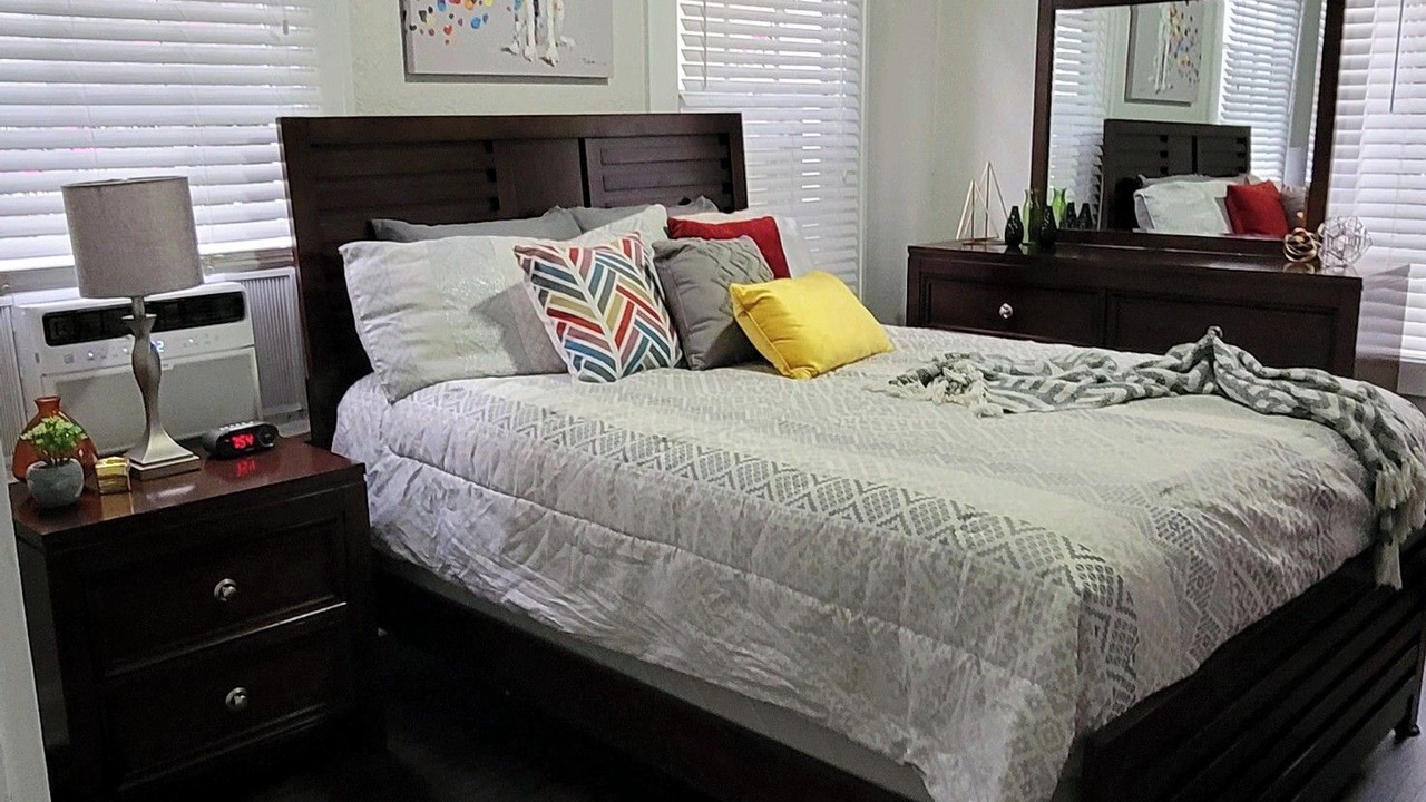 Photo of Bedroom in Courier City - Oscawana