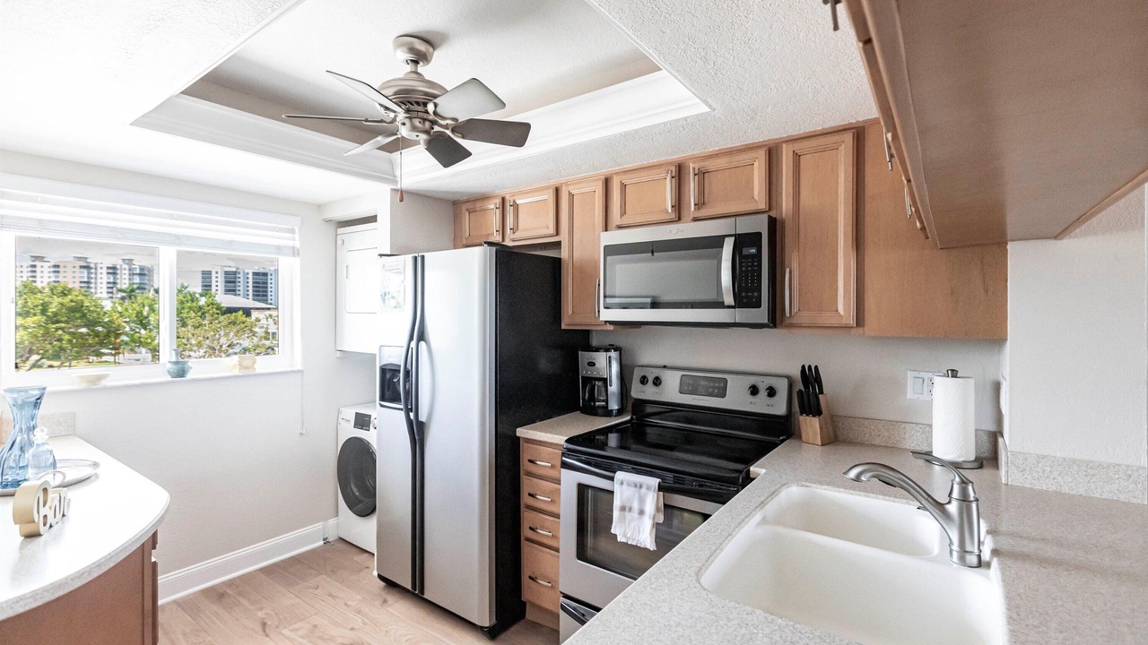 Photo of Kitchen in Laguna Shores