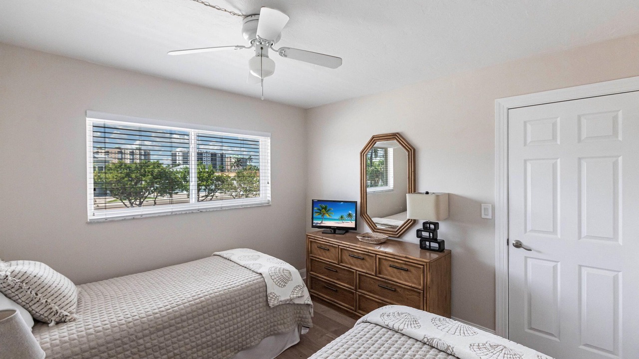 Photo of Bedroom in Laguna Shores