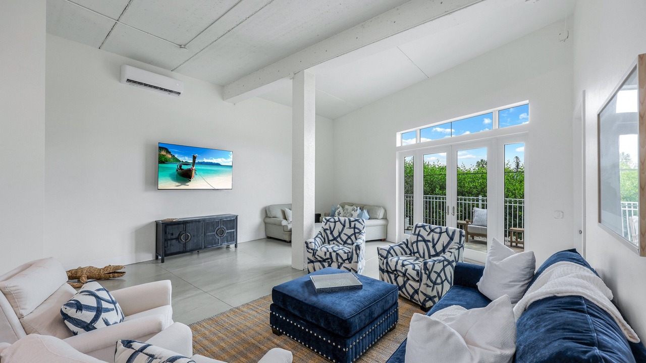 Photo of Livingroom in Bonita Springs