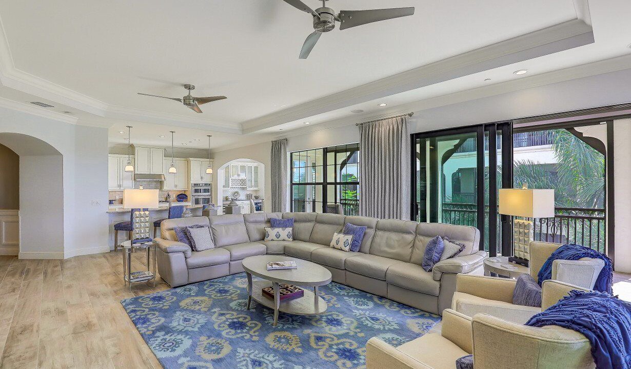 Photo of Livingroom in Tuscany Reserve