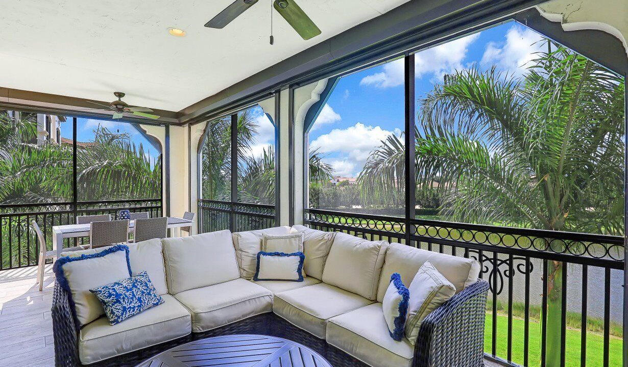 Photo of Livingroom in Tuscany Reserve