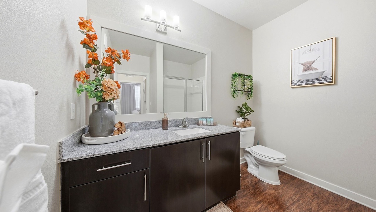 Photo of Bathroom in Courier City - Oscawana
