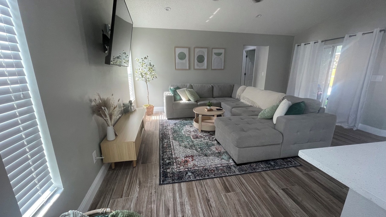 Photo of Livingroom in Riverview