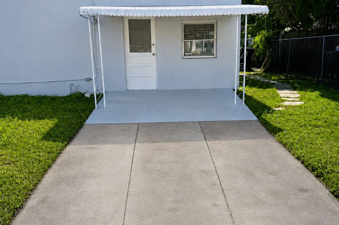 Photo of Outdoor in Seminole Manor