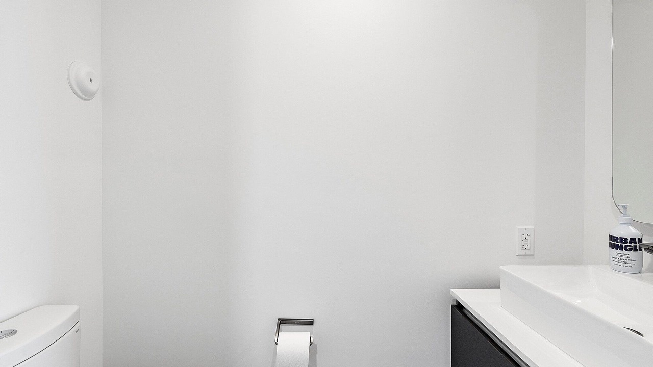 Photo of Bathroom in Downtown Miami