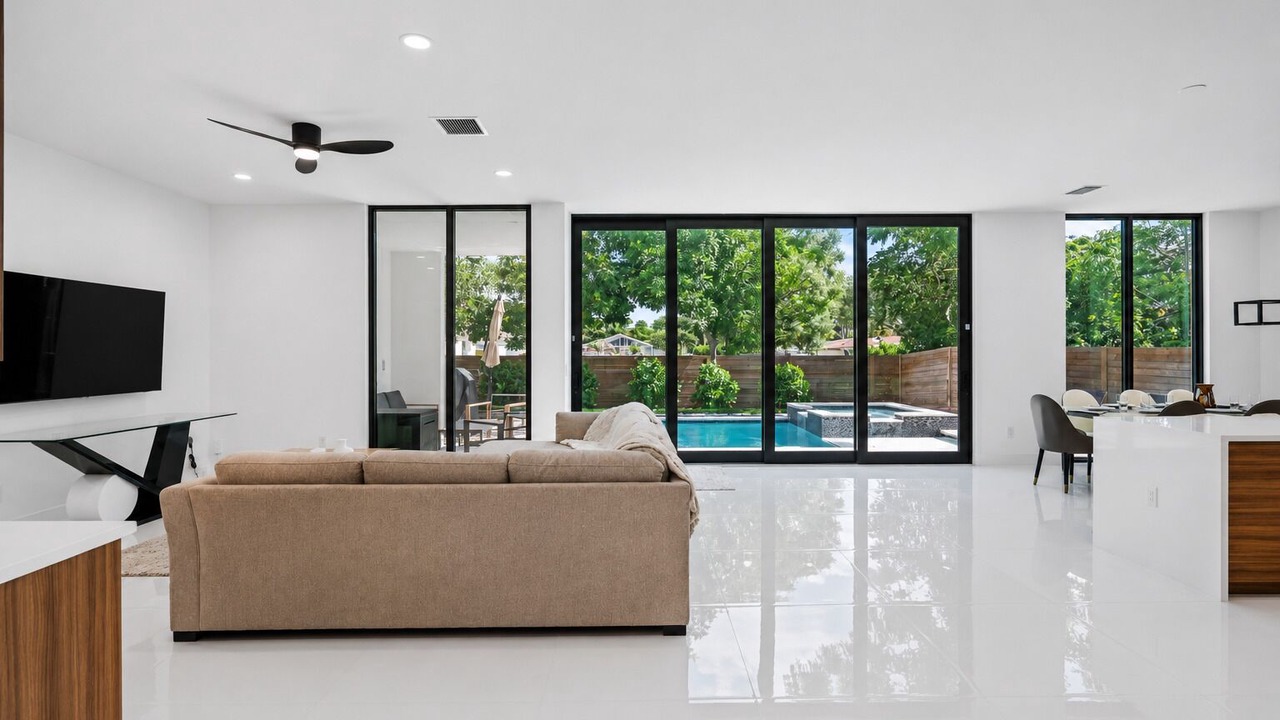 Photo of Livingroom in Southgate
