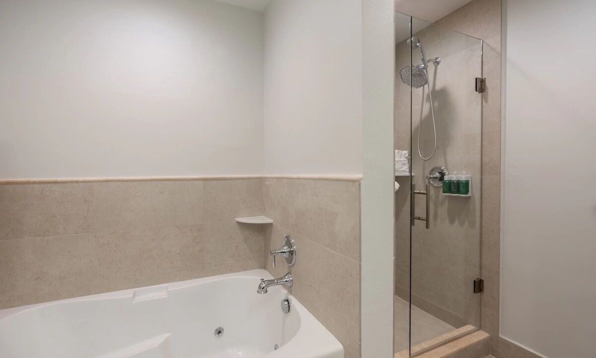 Photo of Bathroom in Islamorada