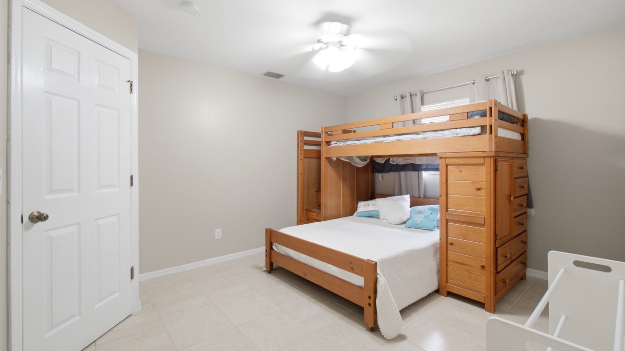 Photo of Bedroom in Cape Coral