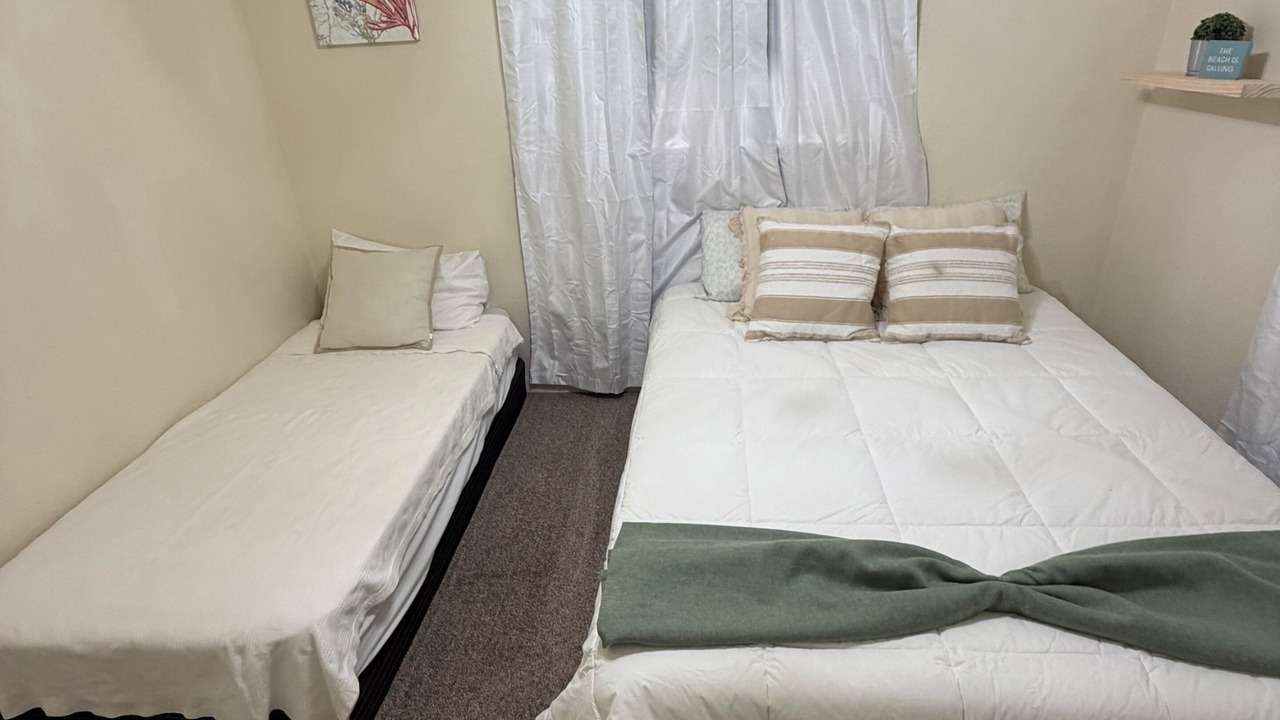 Photo of Bedroom in United Central