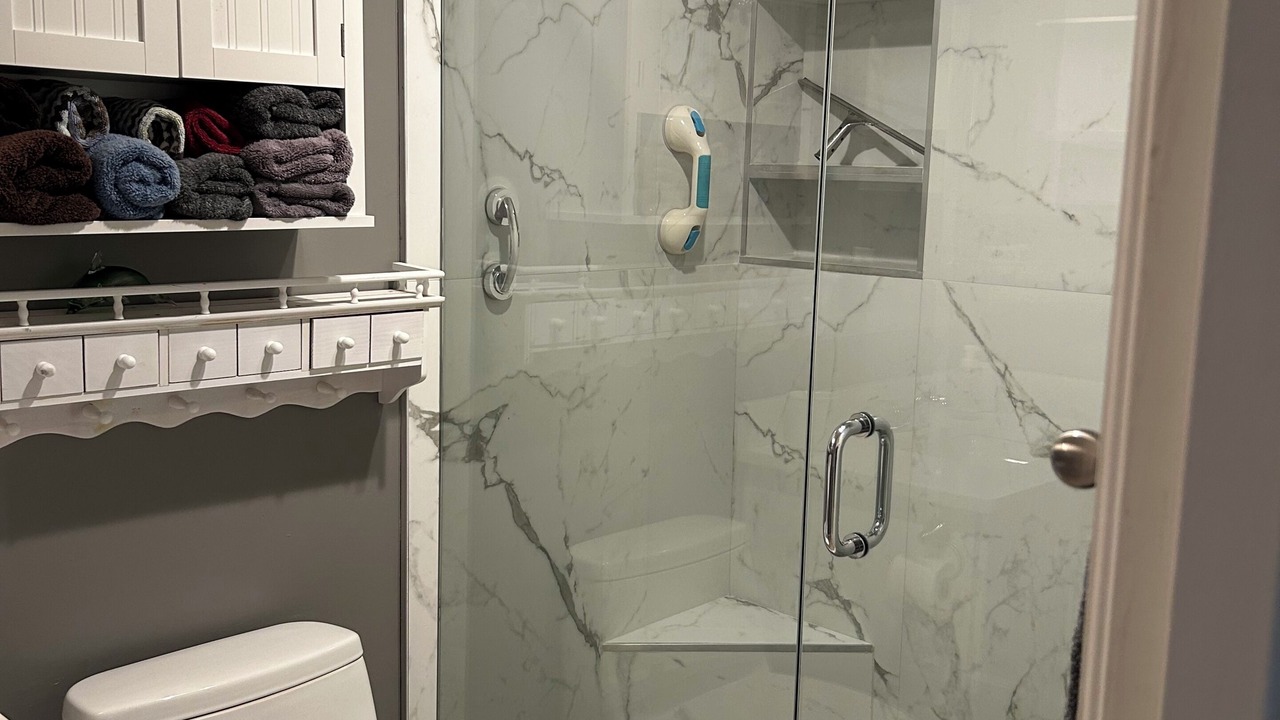 Photo of Bathroom in Estero