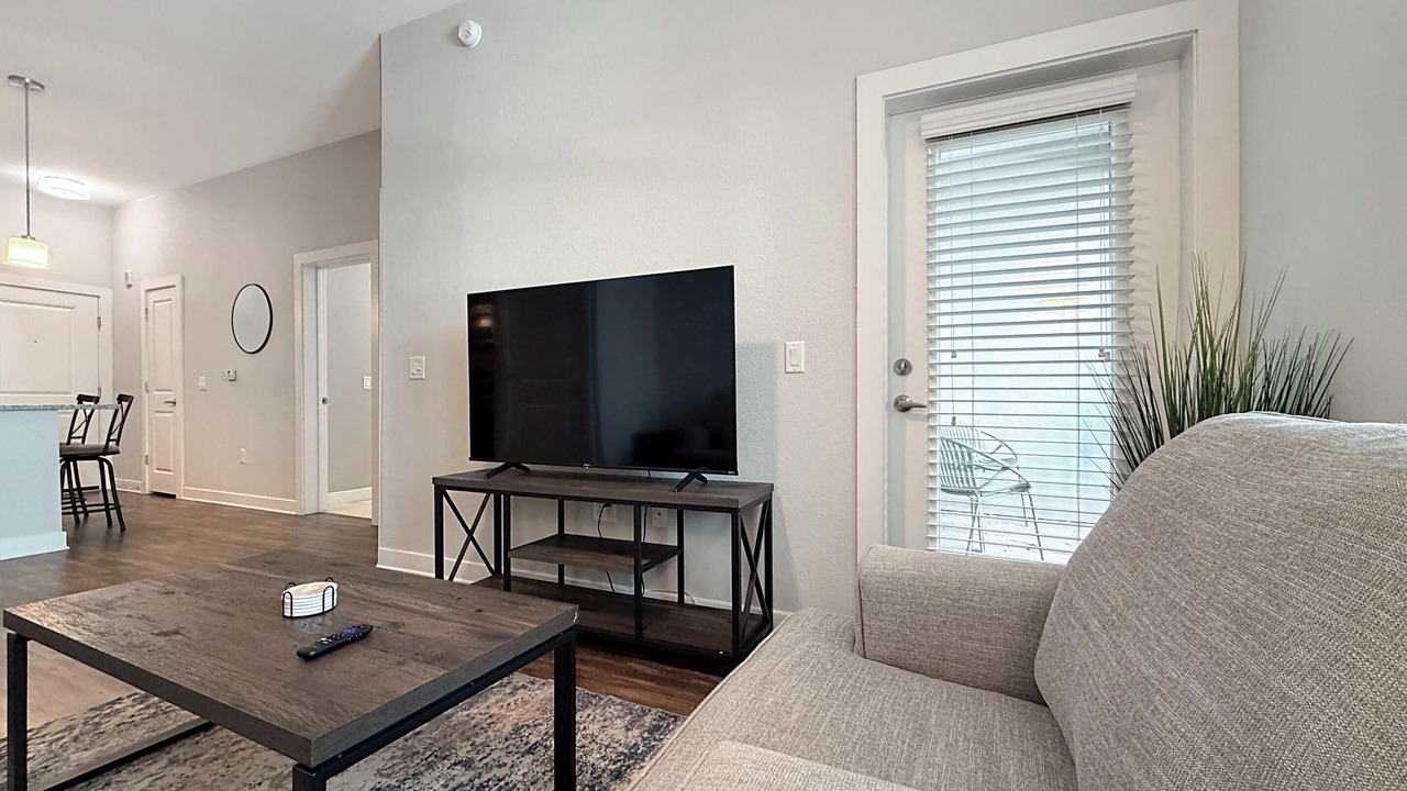 Photo of Livingroom in Carver City - Lincoln Gardens