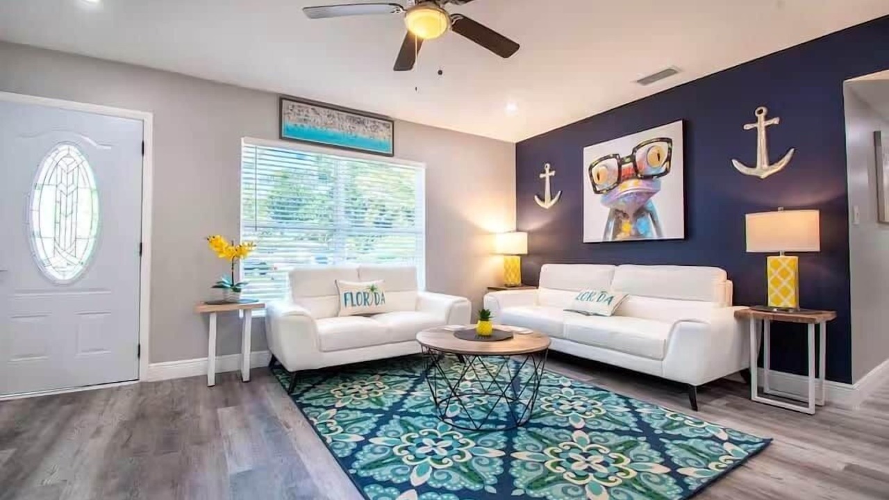 Photo of Livingroom in South Pinellas Community Council