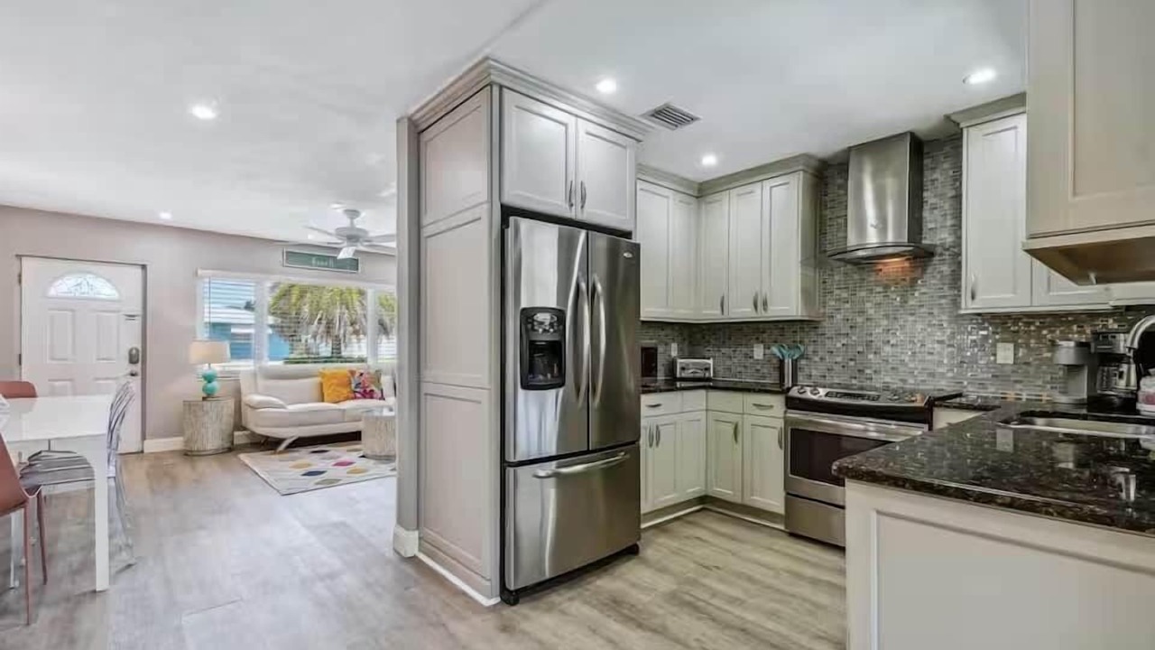 Photo of Kitchen in South Pinellas Community Council