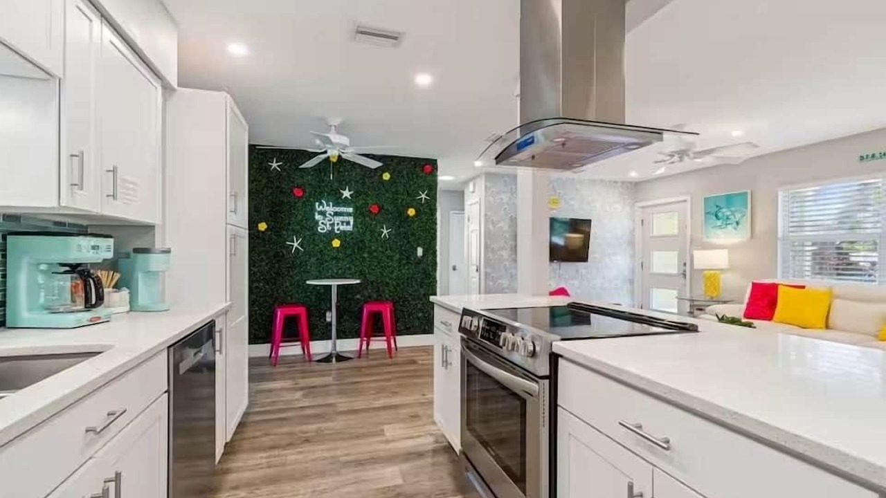 Photo of Kitchen in South Pinellas Community Council
