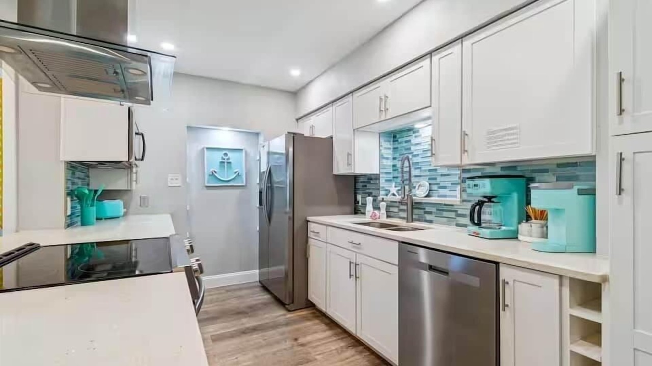 Photo of Kitchen in South Pinellas Community Council