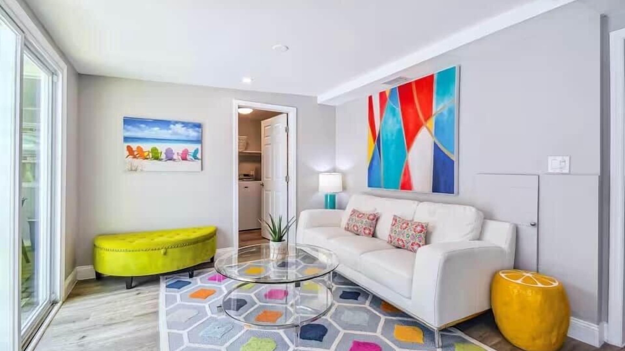 Photo of Livingroom in South Pinellas Community Council