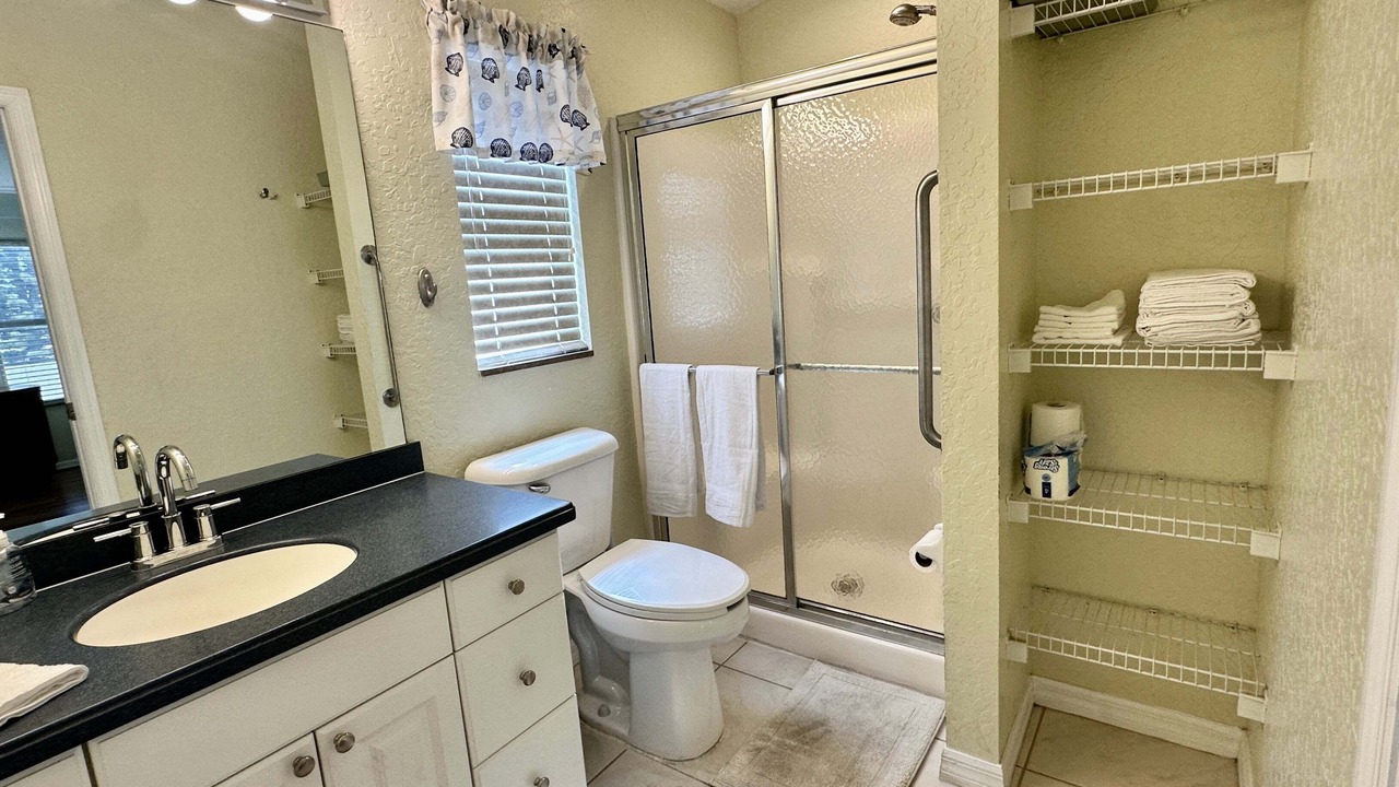 Photo of Bathroom in Nettles Island