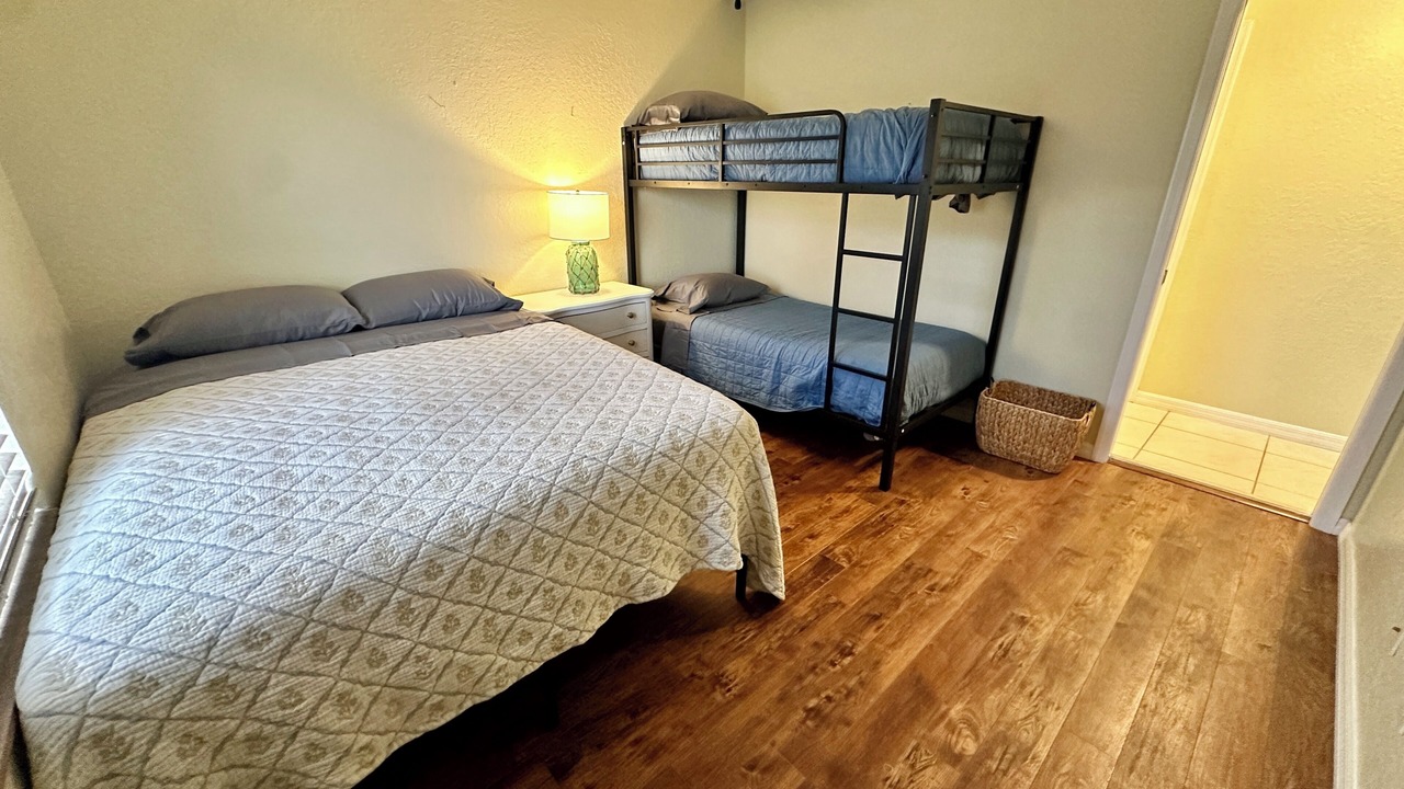 Photo of Bedroom in Nettles Island