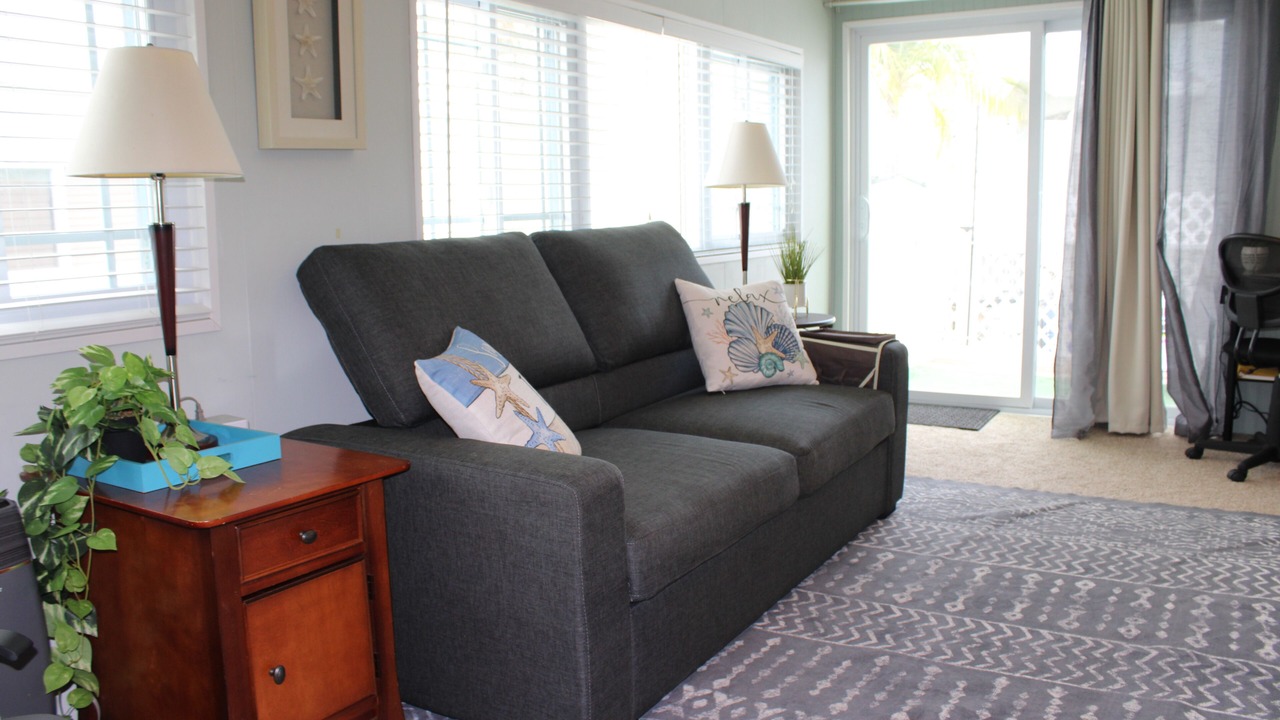 Photo of Livingroom in Nettles Island