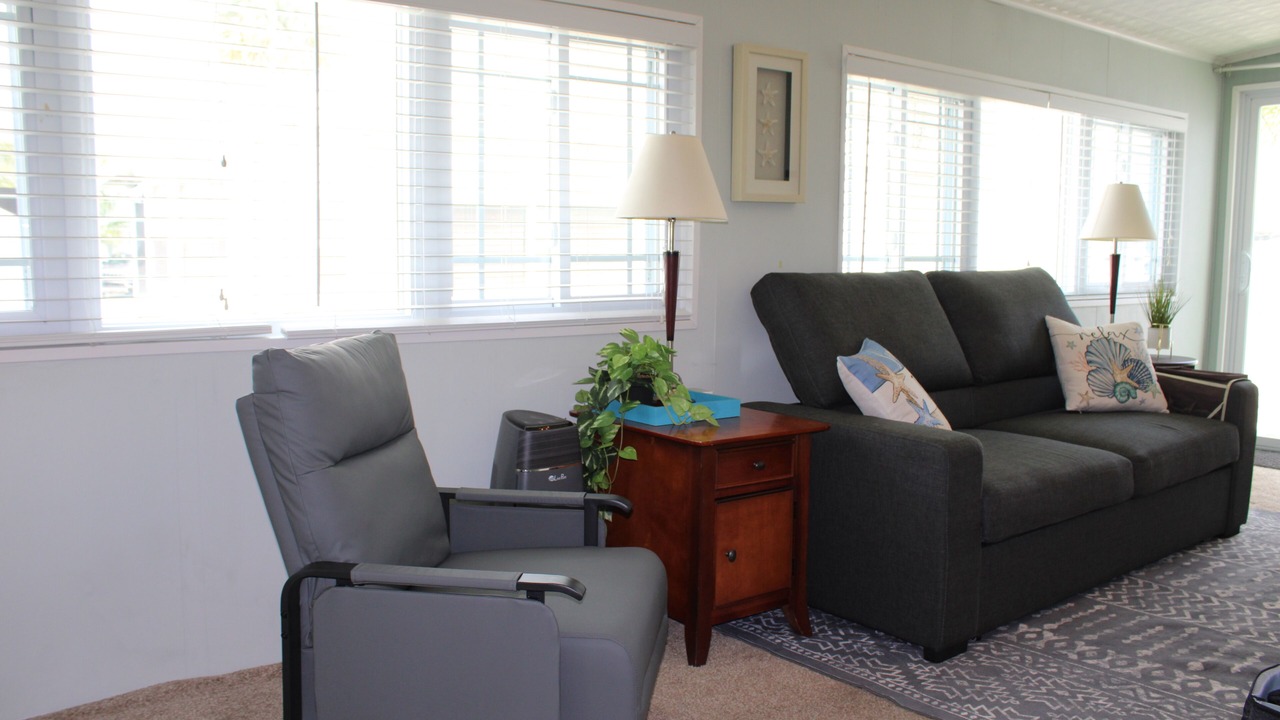 Photo of Livingroom in Nettles Island