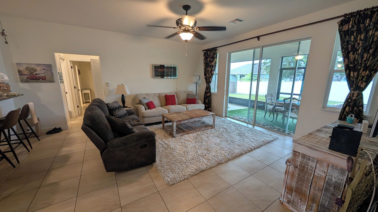Photo of Livingroom in Port Malabar