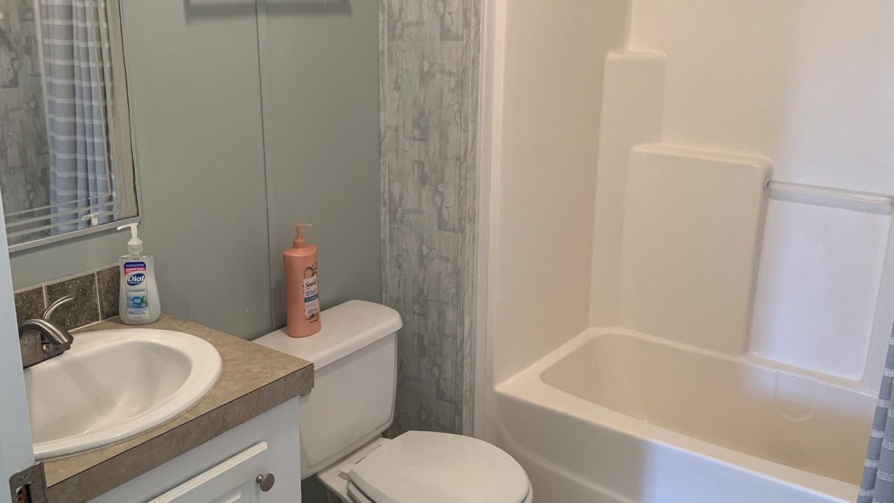 Photo of Bathroom in Roseland