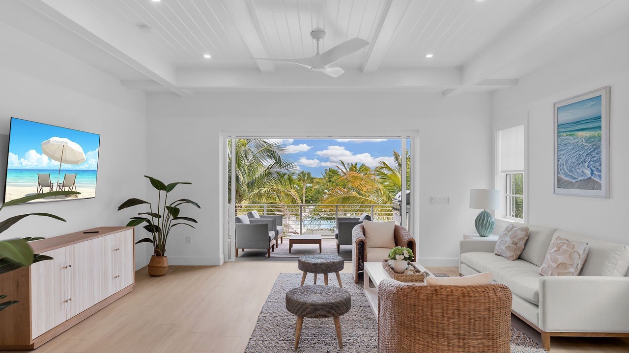 Photo of Livingroom in Marathon
