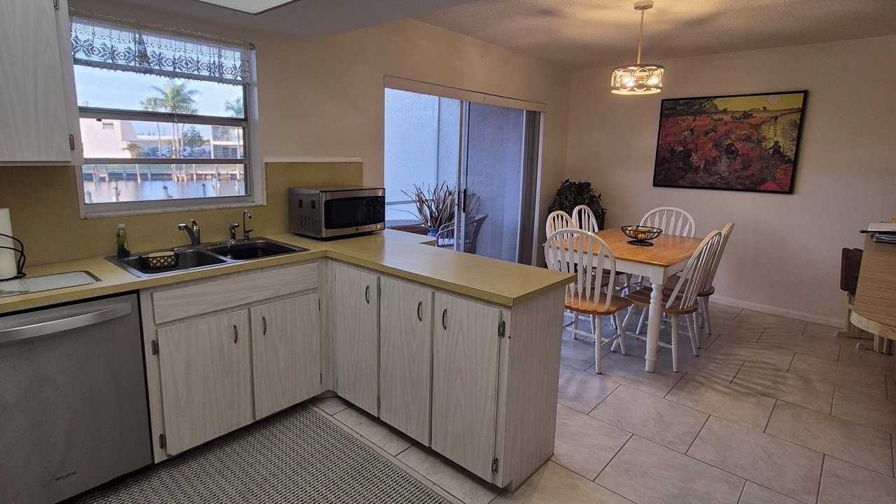 Photo of Kitchen in South Patrick Shores