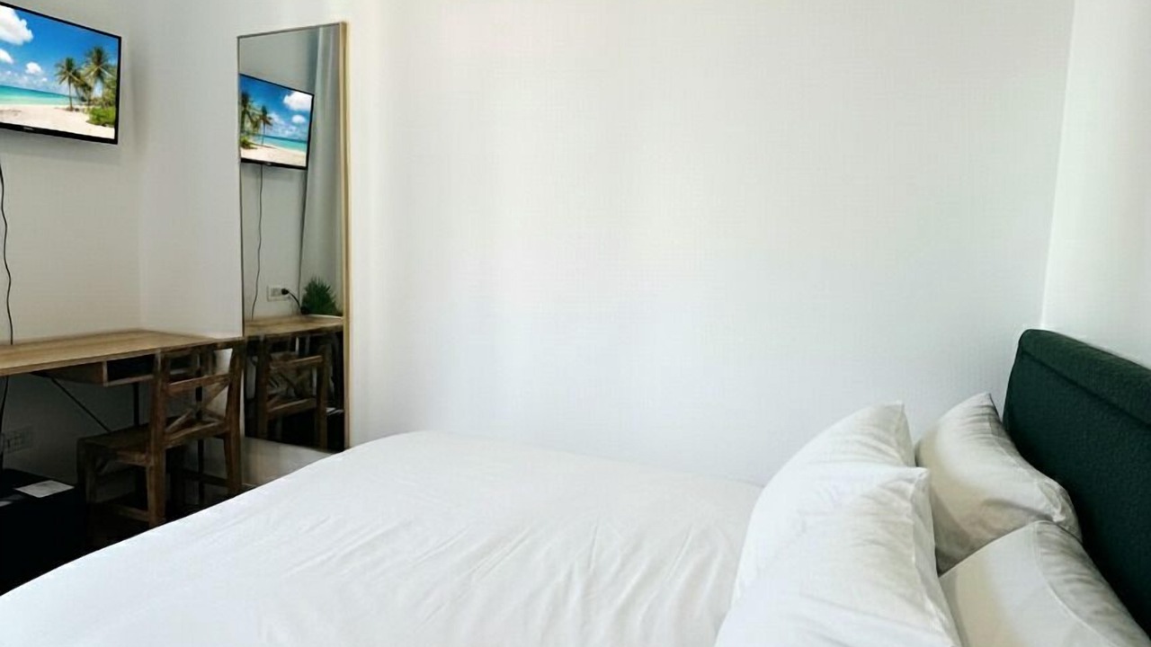 Photo of Bedroom in Northeast Miami