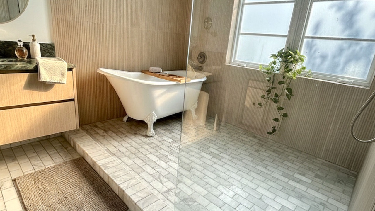 Photo of Bathroom in Northeast Miami