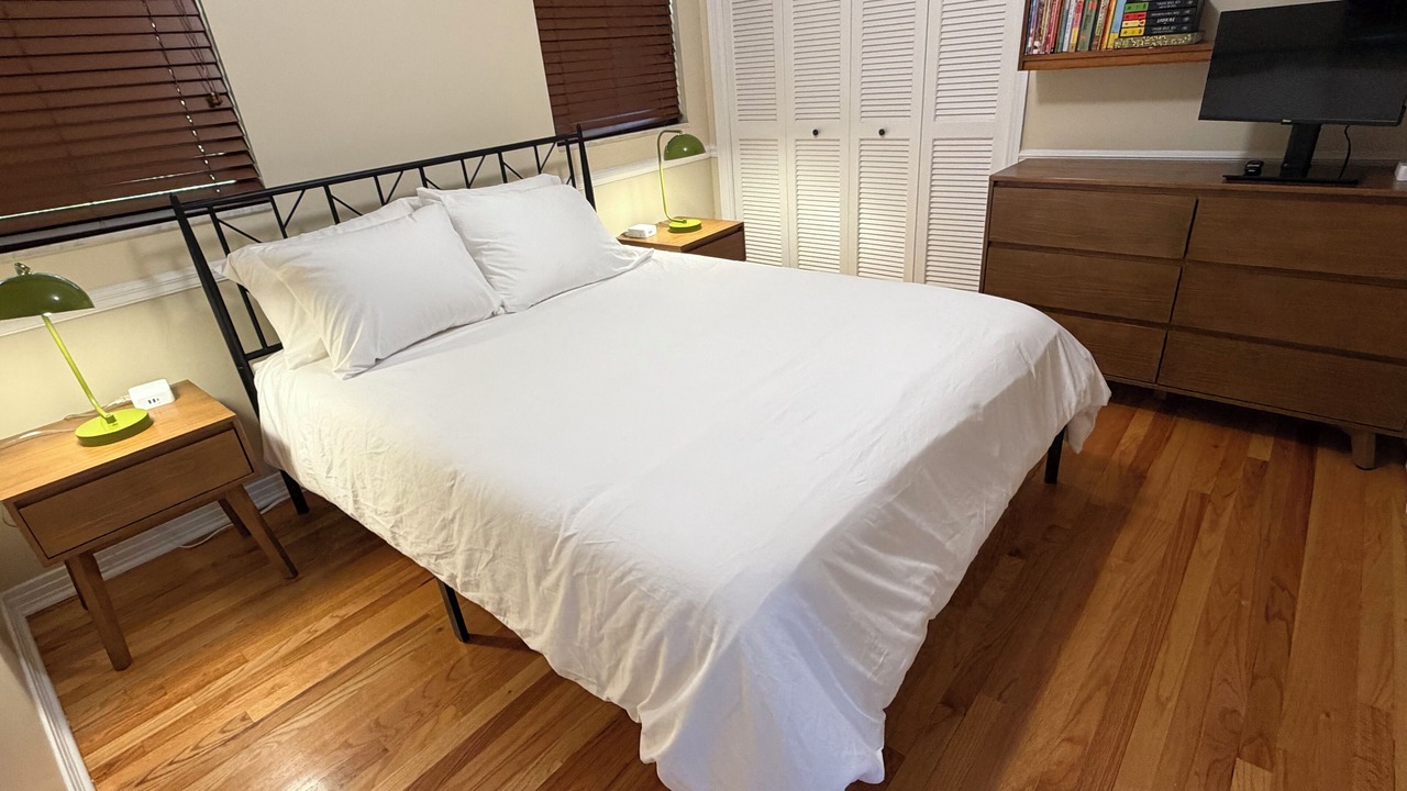 Photo of Bedroom in Bay Crest Park