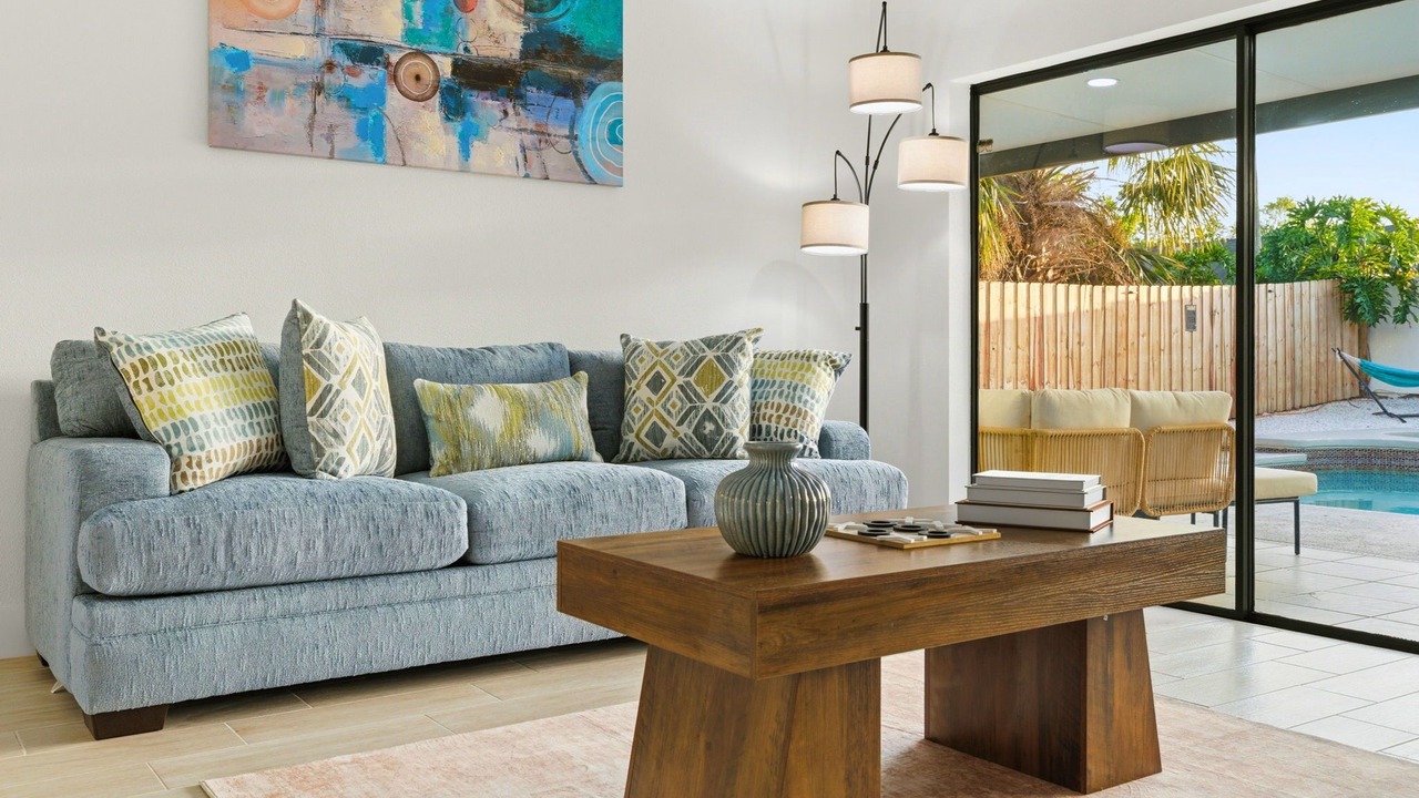 Photo of Livingroom in Lake Magdalene
