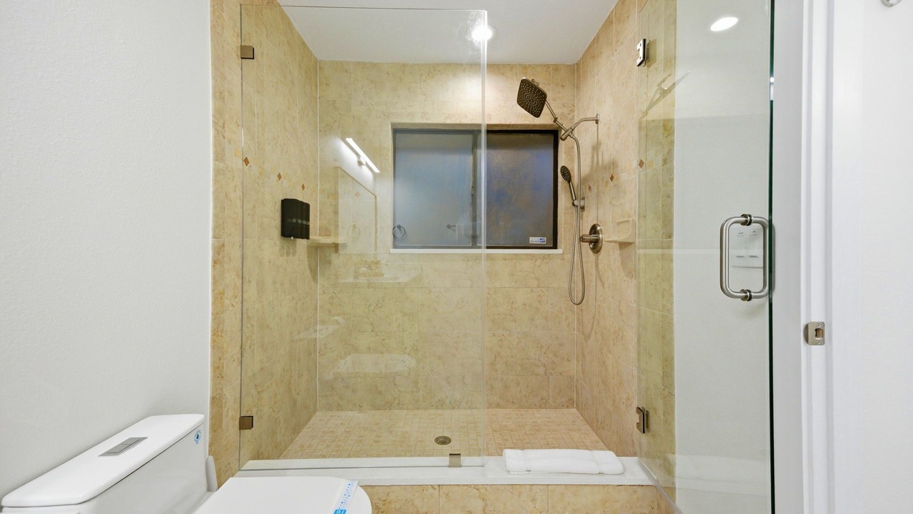 Photo of Bathroom in Lake Magdalene