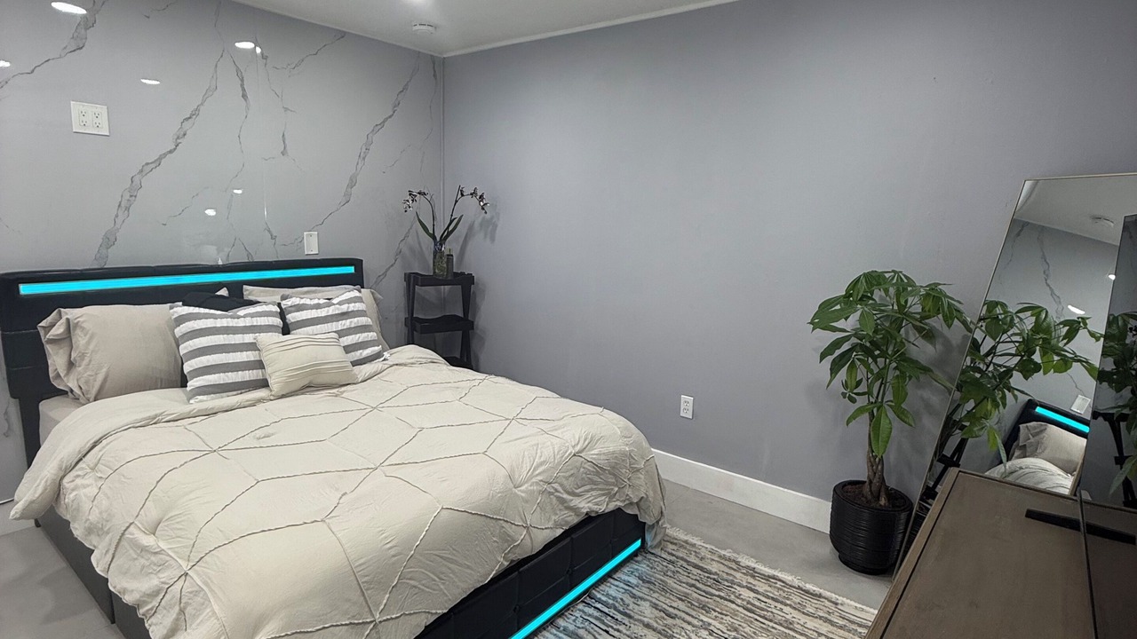 Photo of Bedroom in Sunrise