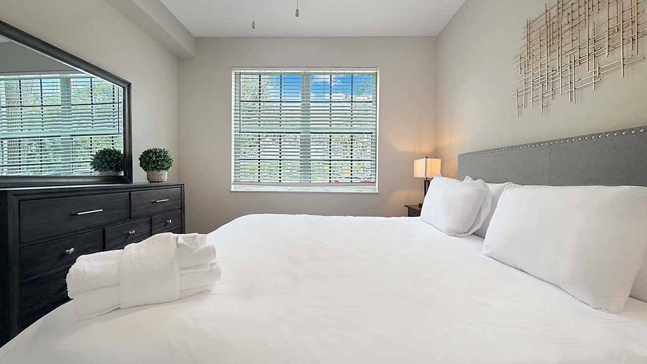 Photo of Bedroom in Westchase