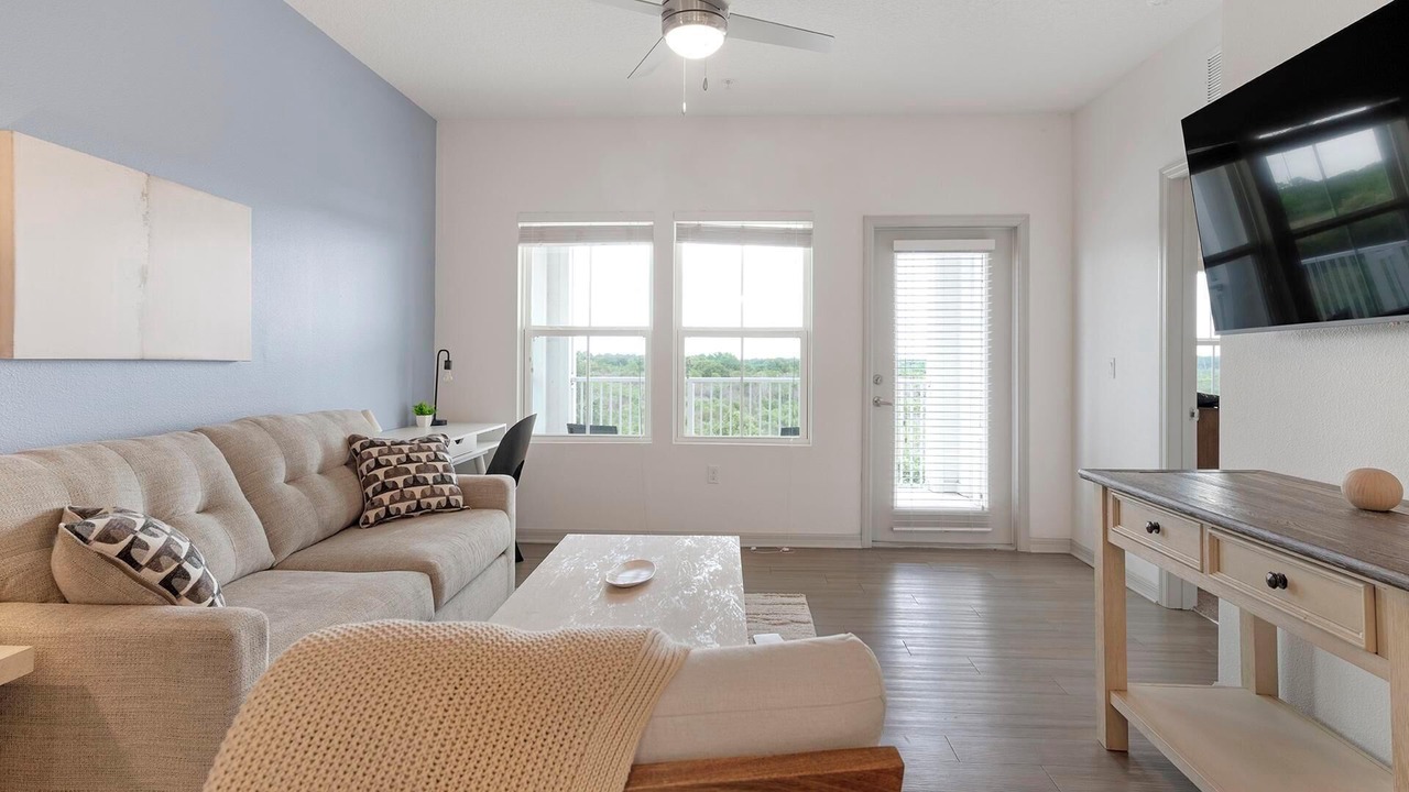 Photo of Livingroom in Lake Wales