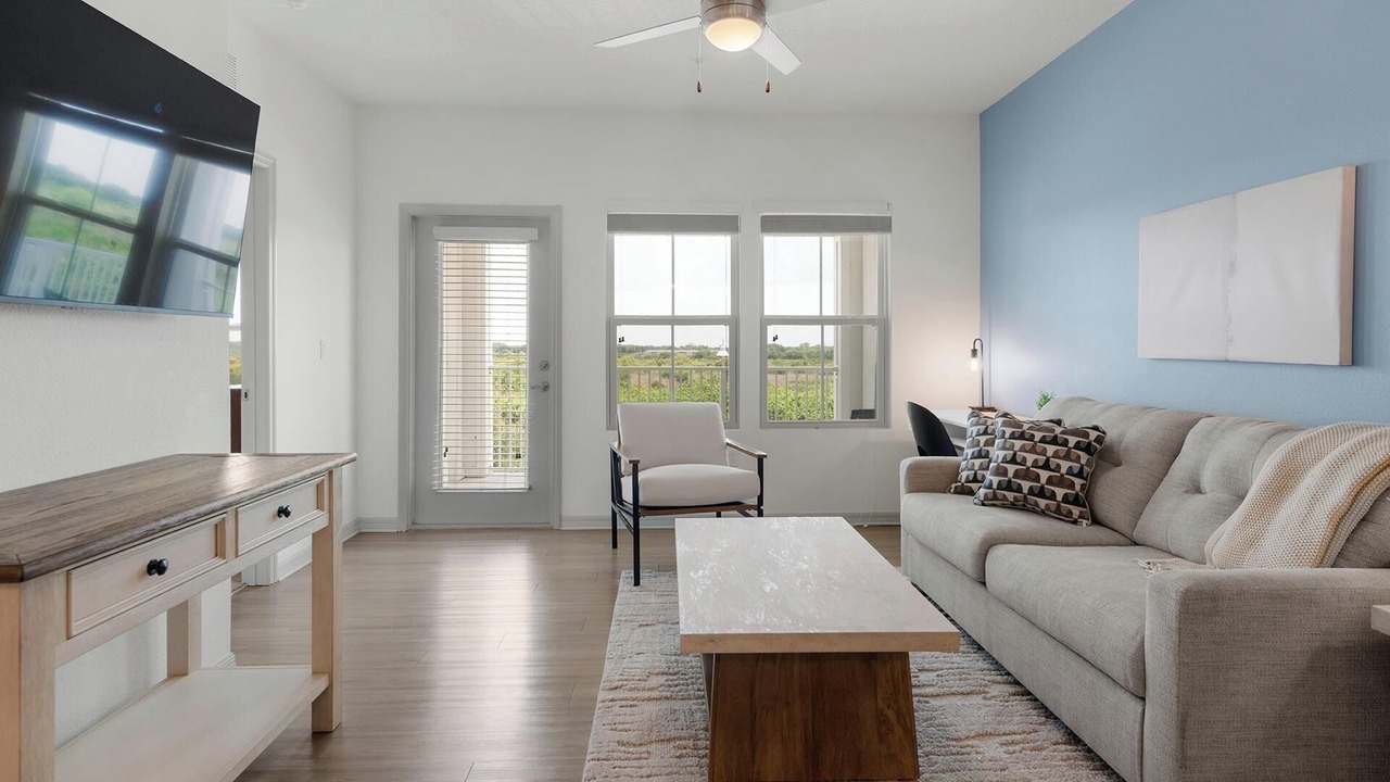 Photo of Livingroom in Lake Wales