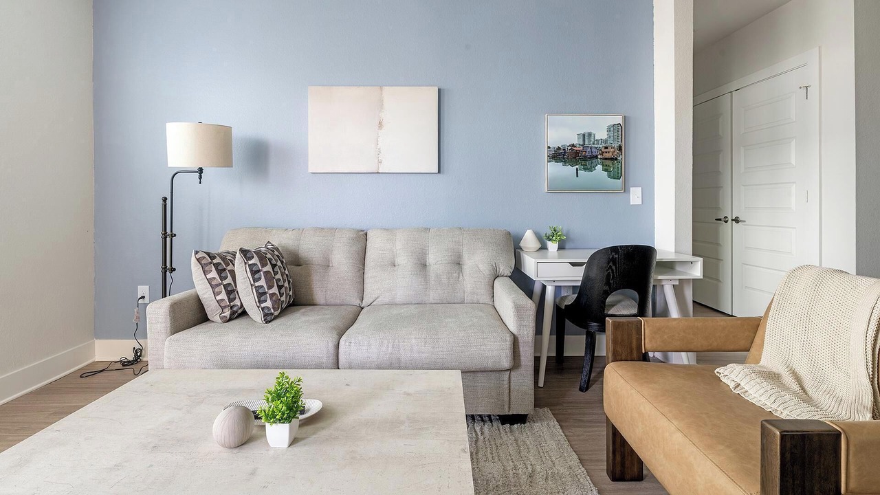 Photo of Livingroom in The Forum