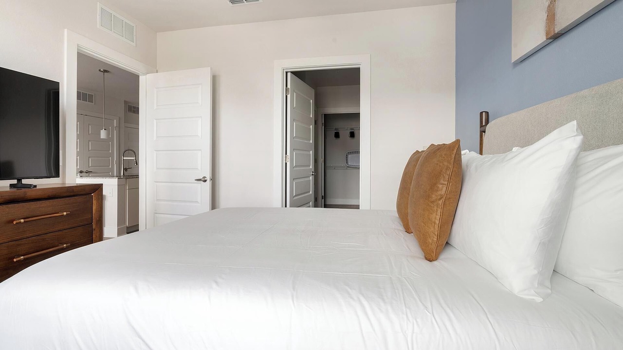 Photo of Bedroom in The Forum