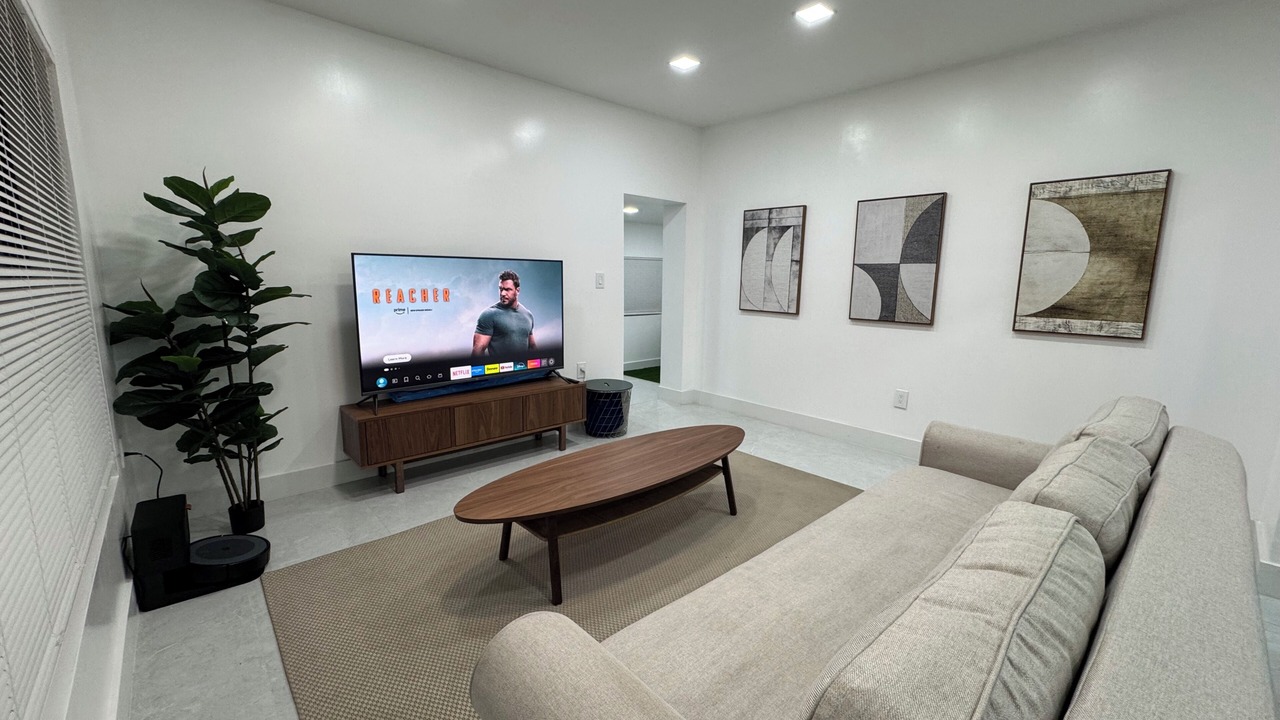 Photo of Livingroom in The Roads